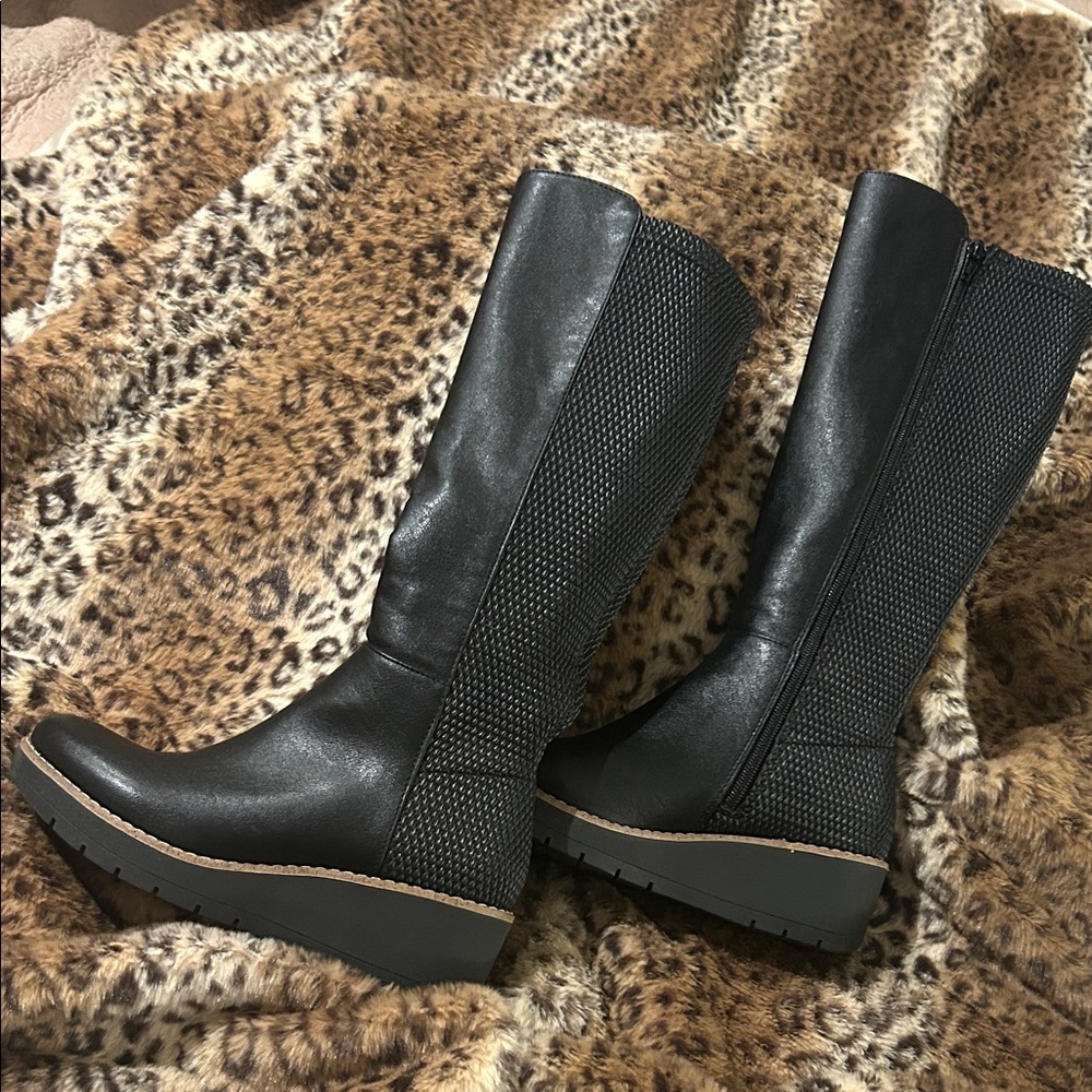 EUROSOFT Black Wedge Healed Kneehigh Boots Women’s